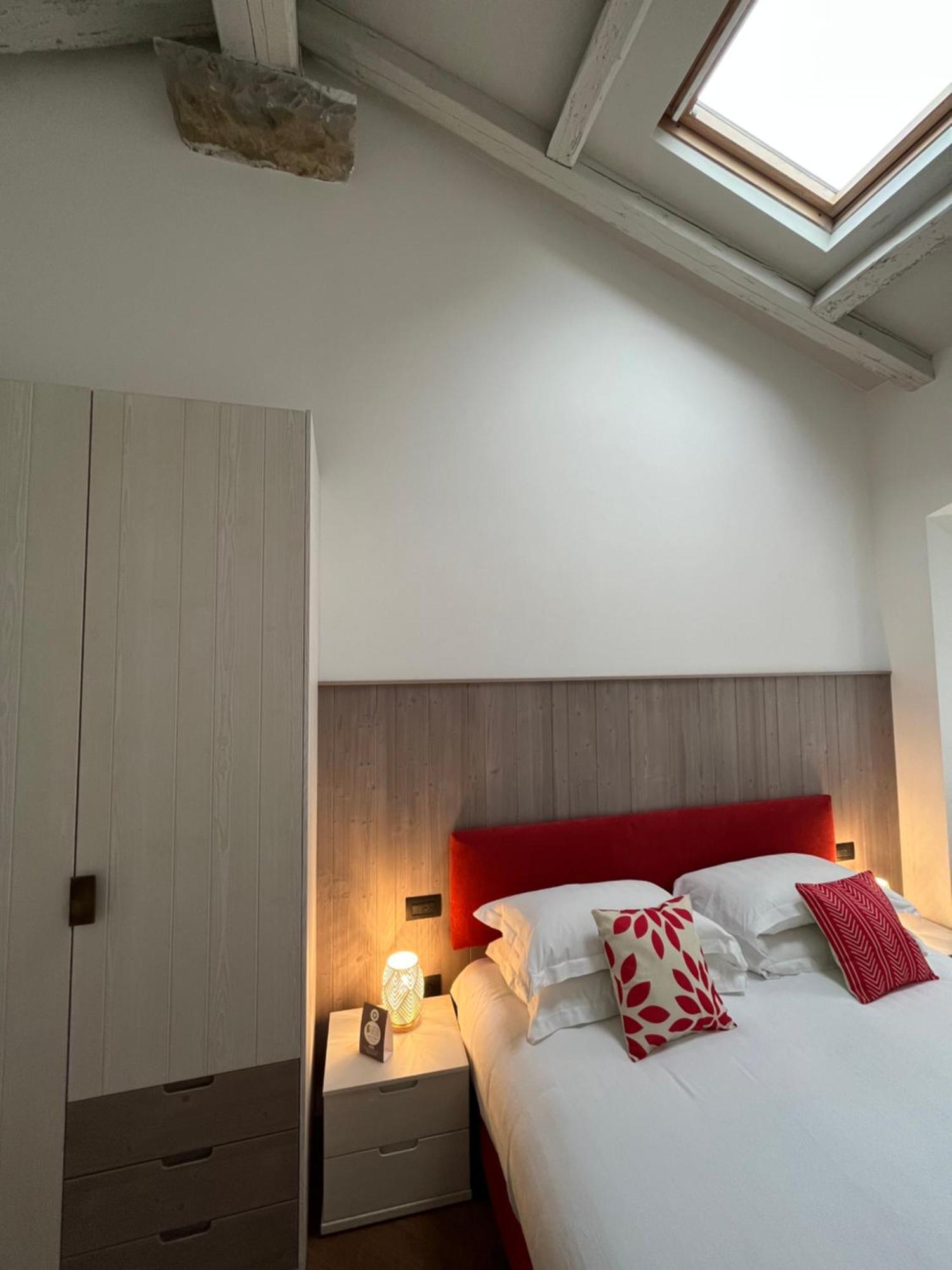 Casa Romano Suites Trieste Exteriör bild