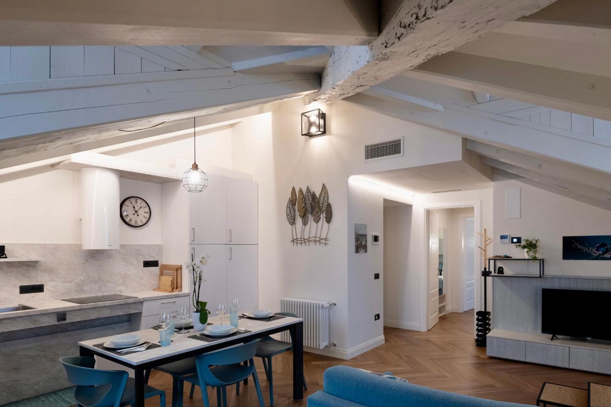Casa Romano Suites Trieste Exteriör bild